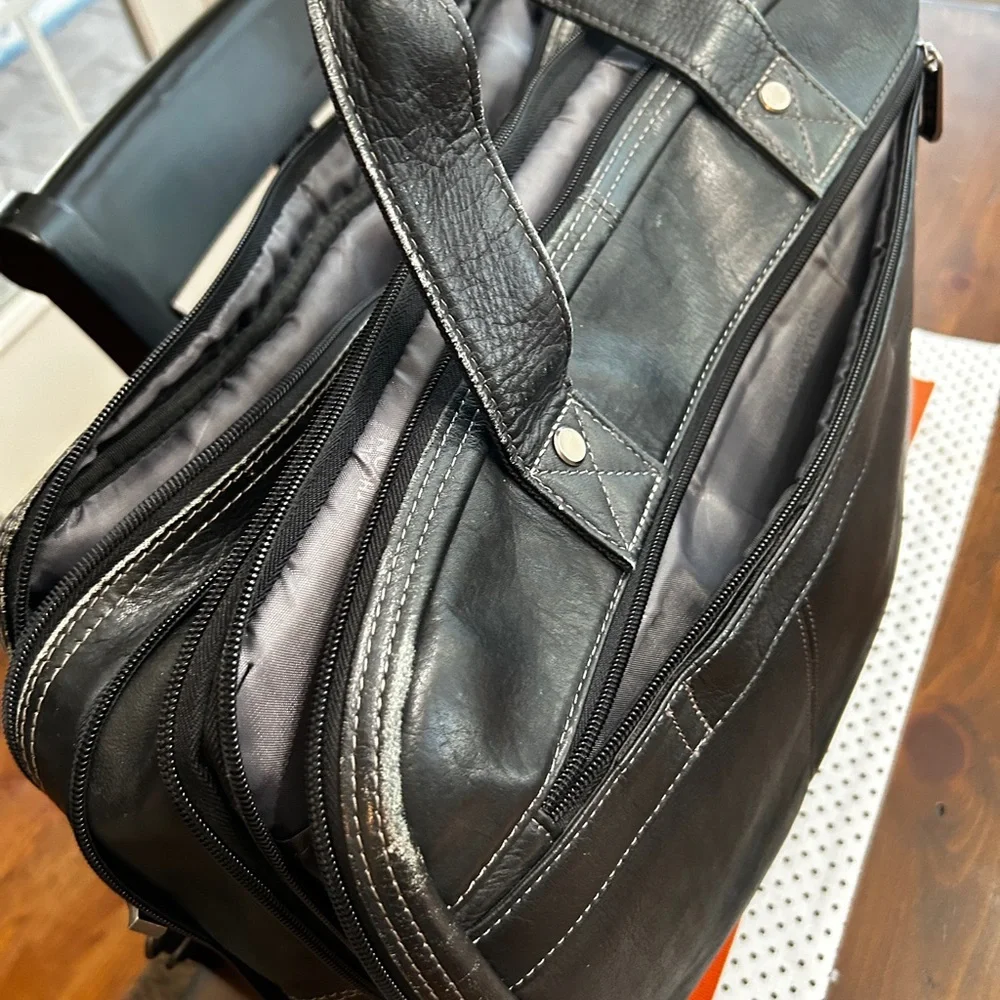 Kenneth Cole Reaction Black Leather Laptop Bag